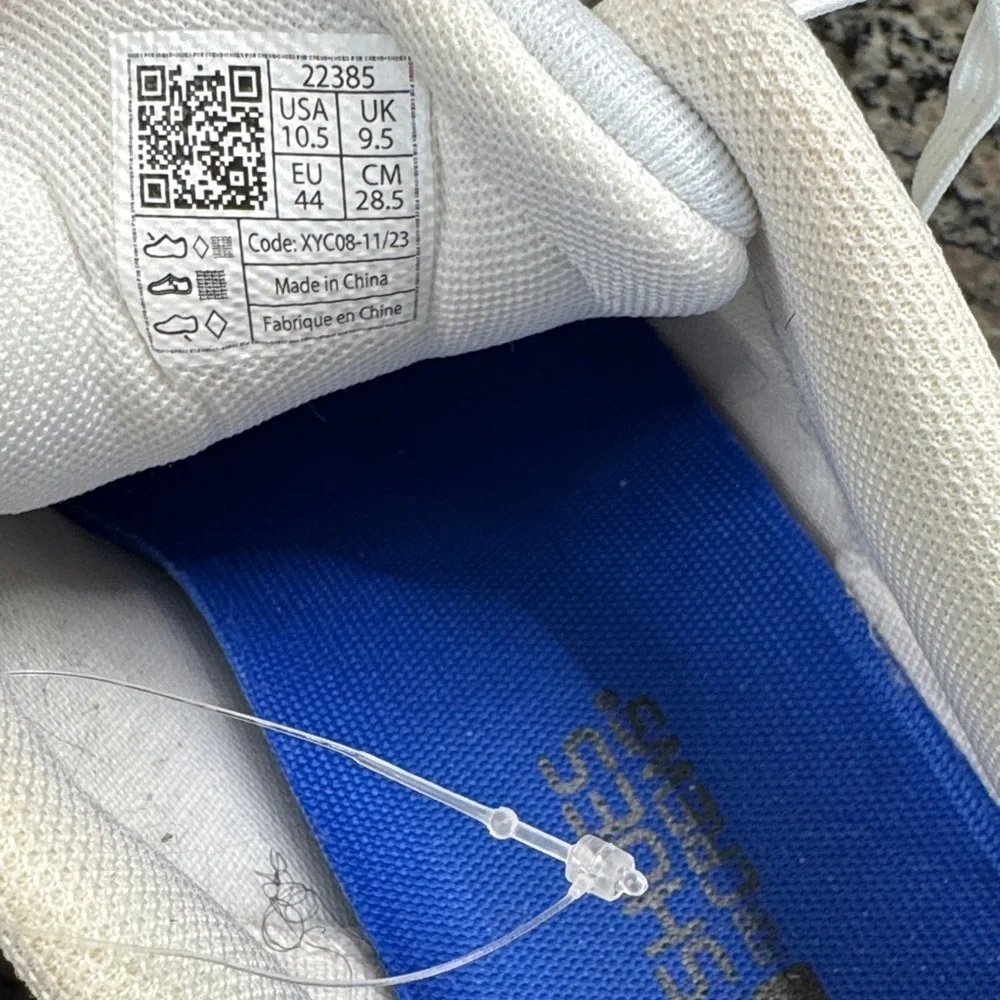 Shoes For Crews White Athletic slip resistant and oil resistant Footwear EUC 10